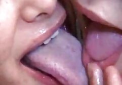 Bukkaked ریزه اندام ژاپنی pussyrailed در sexخواهر گروه