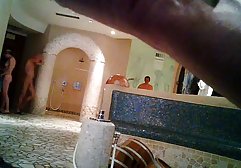 Pimpin P فیلم سکسی خواهر و برادر Fucks دختر چربی با تمیز کننده مخروط یخی است