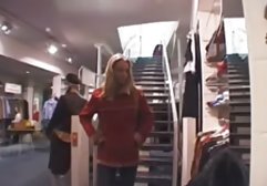 MILF داغ و عاشق sexخواهر جوان او 88